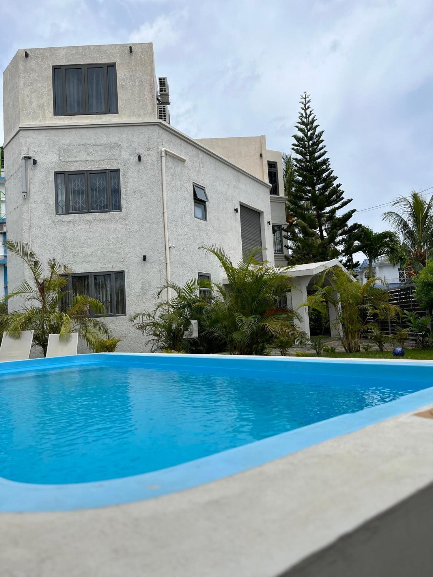 Seasons Break Apartment Pereybere Pereybere Beach Extérieur photo